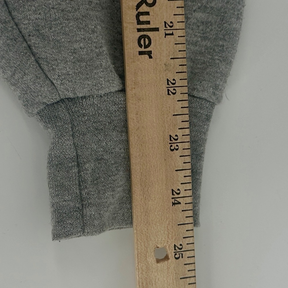 Champion Notre Dame Sweatshirt Womens Medium Gray Graphic Cropped Fleece - Picture 5 of 8